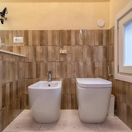 Zaccaria:exclusive W/ Private Entrance Appartamento